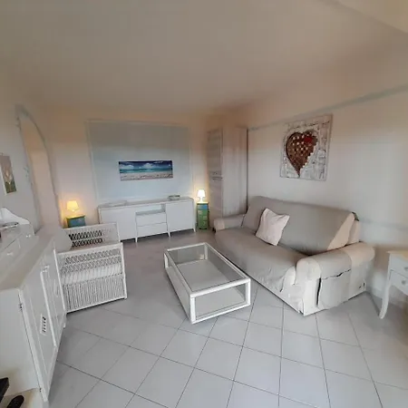 Baia De Bahas- Aure Apartment Marinella (Sardinia)